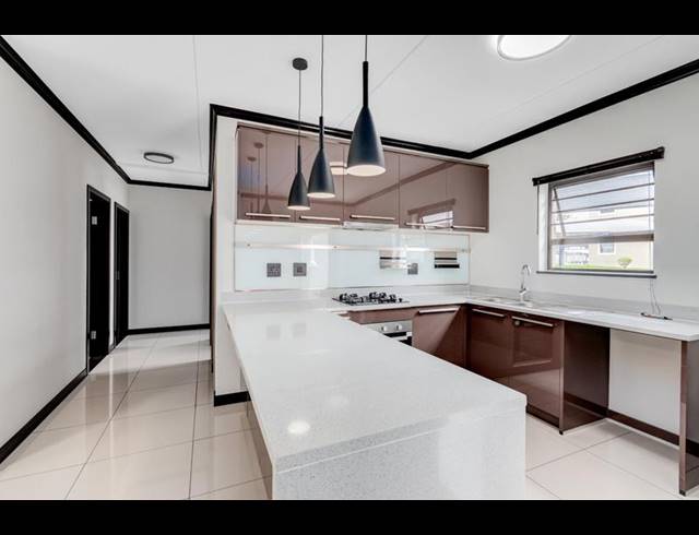 3 BEDROOM APARTMENT FOR SALE IN BLUE HILLS